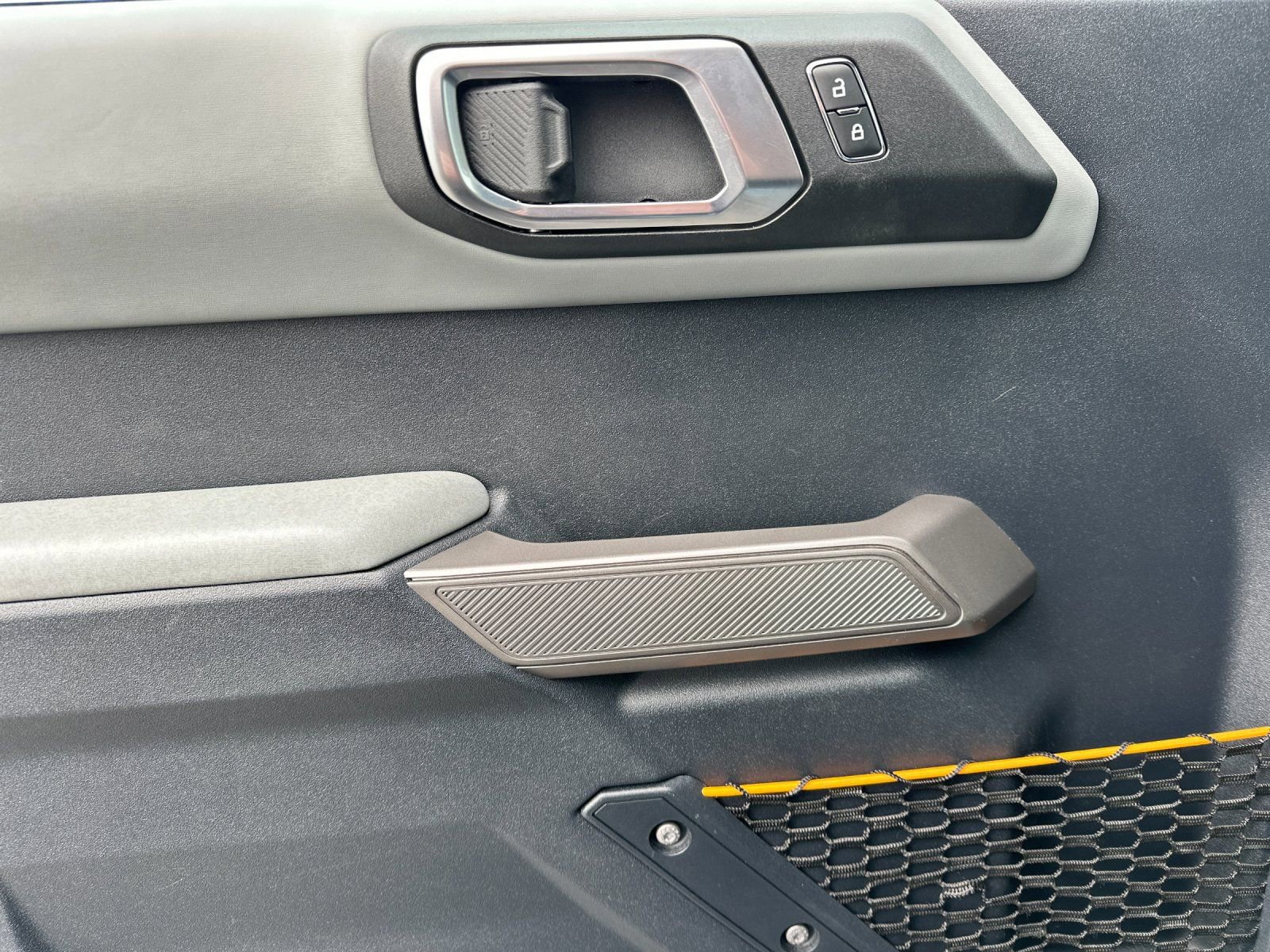 Used 2022 Ford Bronco Badlands image 11