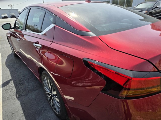 Certified 2024 Nissan Altima 2.5 SV w/ SV Premium Package image 6