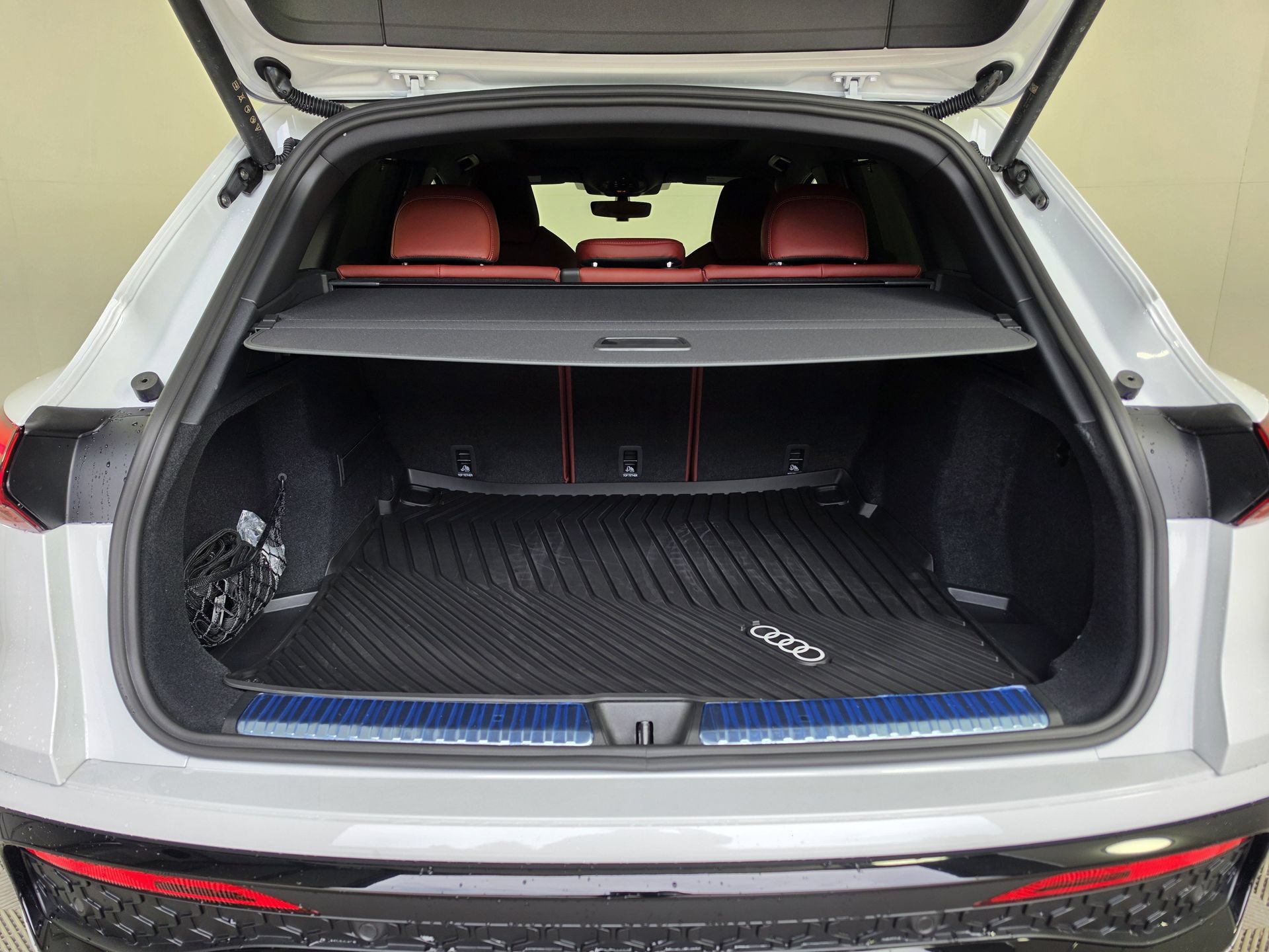 New 2026 Audi SQ5 Premium Plus AWD/4WD image 9