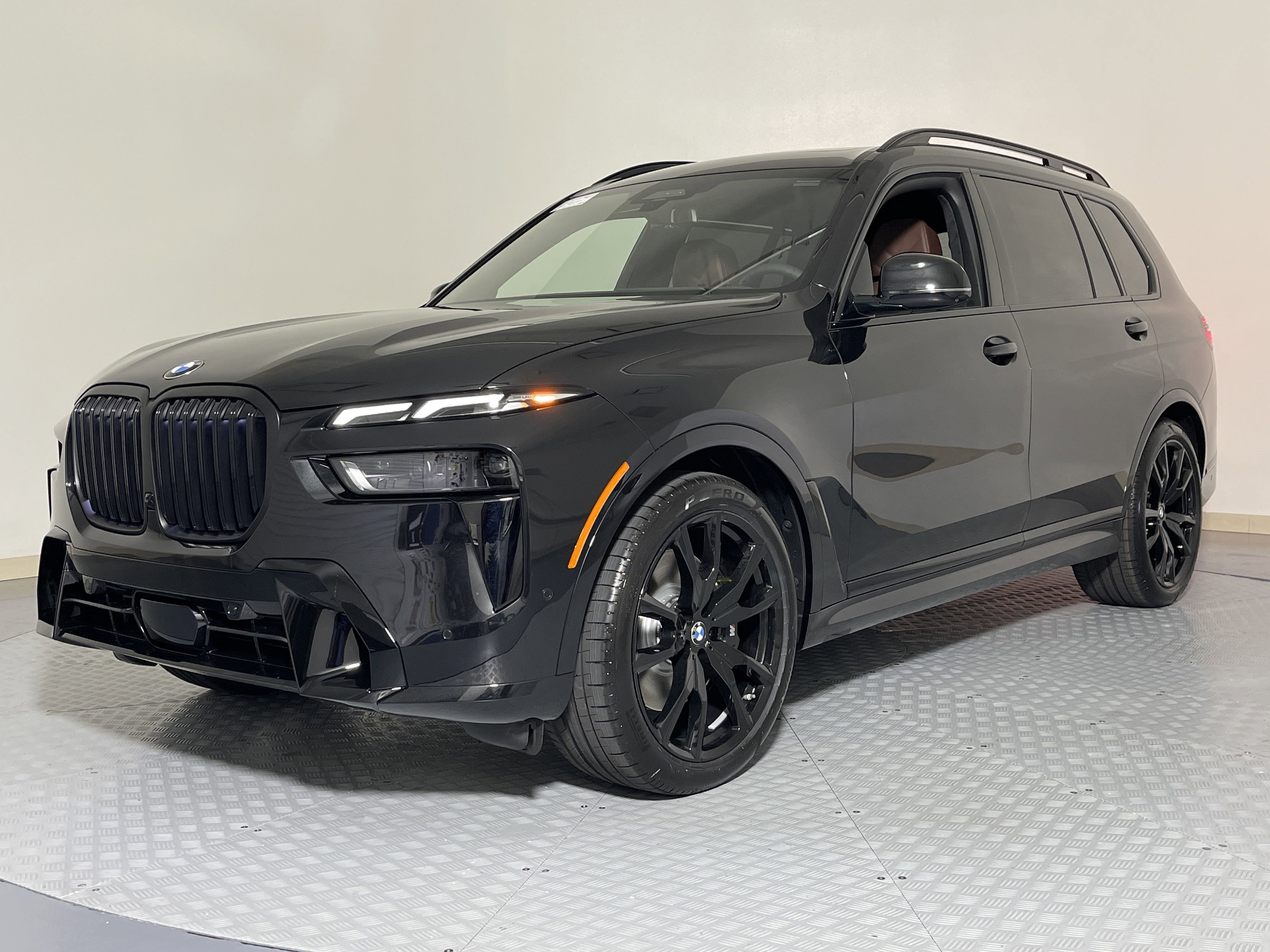 New 2026 BMW X7 xDrive40i w/ Executive Package image 3