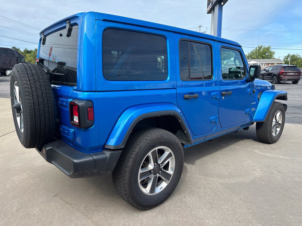Used 2023 Jeep Wrangler Unlimited Sahara AWD/4WD image 5