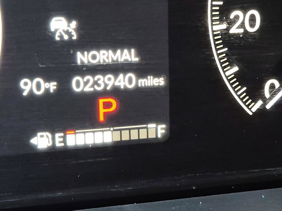 Used 2025 Honda Pilot Touring image 20