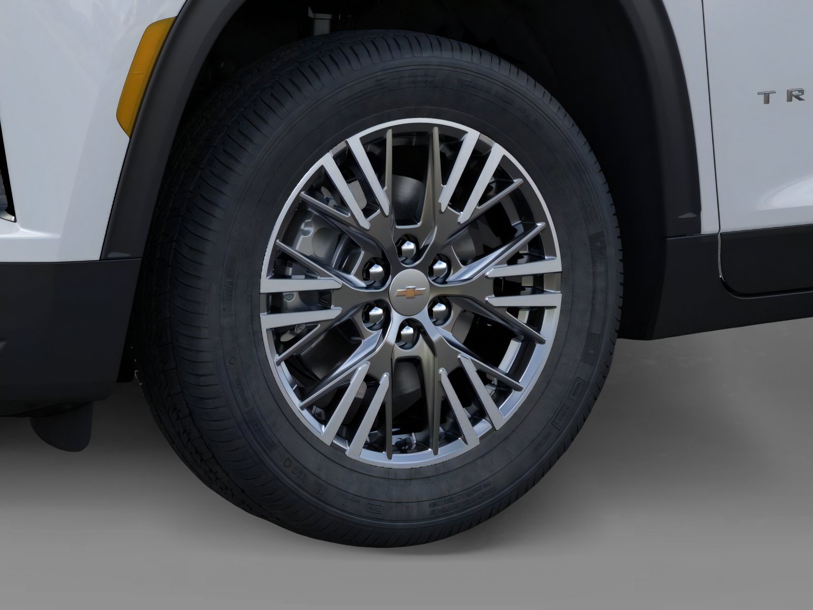 New 2027 Chevrolet Traverse LT w/ Driver Confidence Package FWD image 9