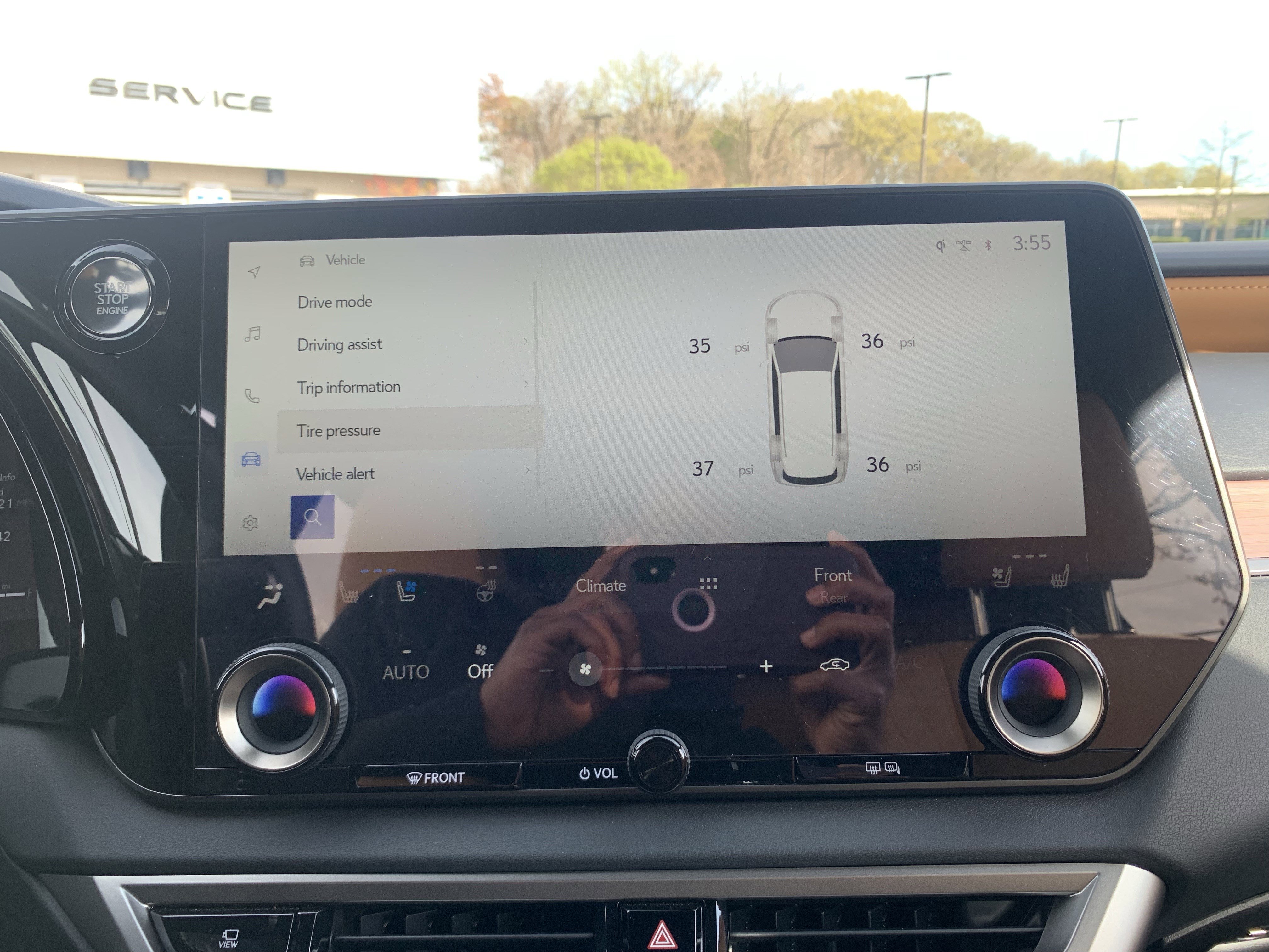 Used 2025 Lexus RX 350 Premium w/ Accessory Package (Z1) image 24