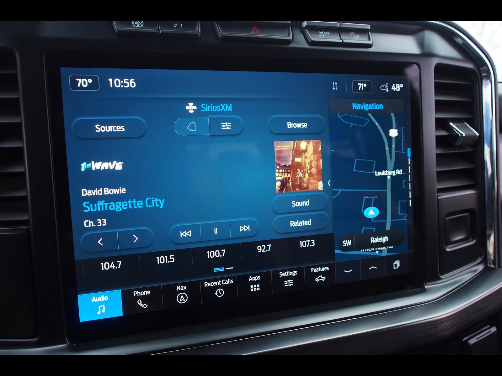 Used 2024 Ford F350 Lariat w/ Chrome Package image 28