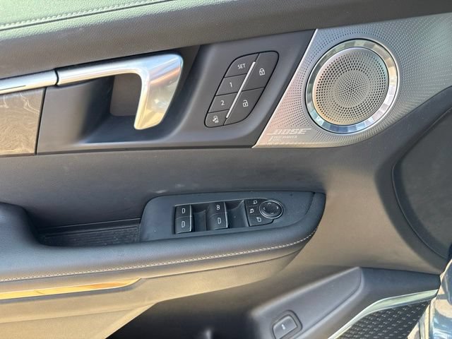Used 2026 Buick Enclave Avenir w/ Super Cruise Package AWD/4WD image 10