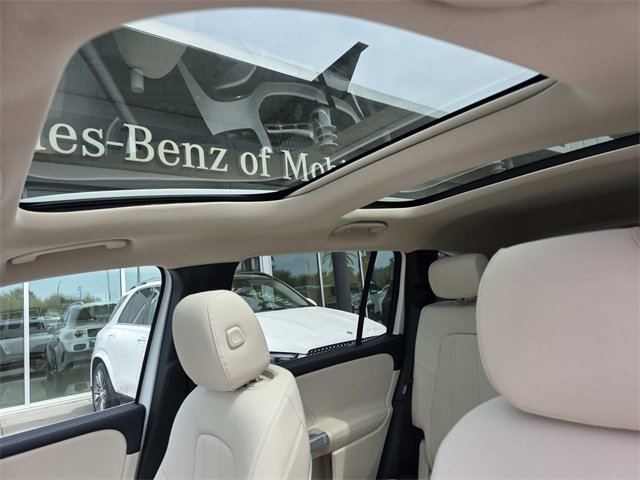 New 2025 Mercedes-Benz GLB 250 image 7