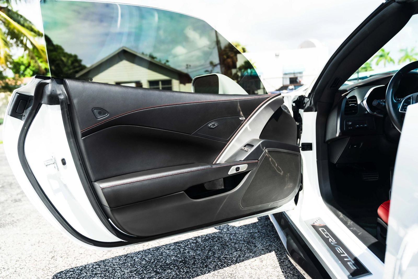 Used 2016 Chevrolet Corvette Z06 RWD image 13