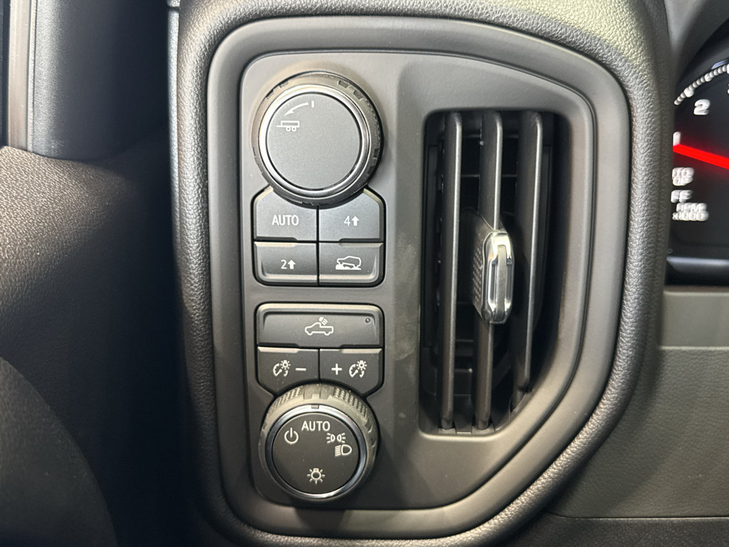 New 2026 Chevrolet Silverado 1500 Custom AWD/4WD image 30