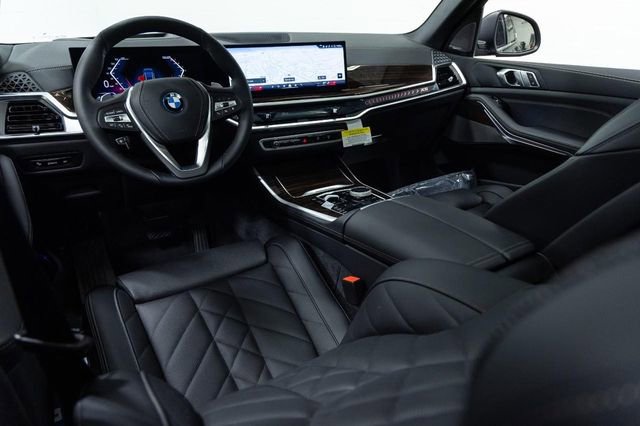 New 2026 BMW X5 xDrive50e w/ Premium Package image 22