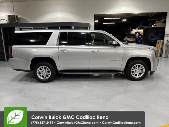 Used 2017 GMC Yukon XL SLT w/ Open Road Package AWD/4WD image 7