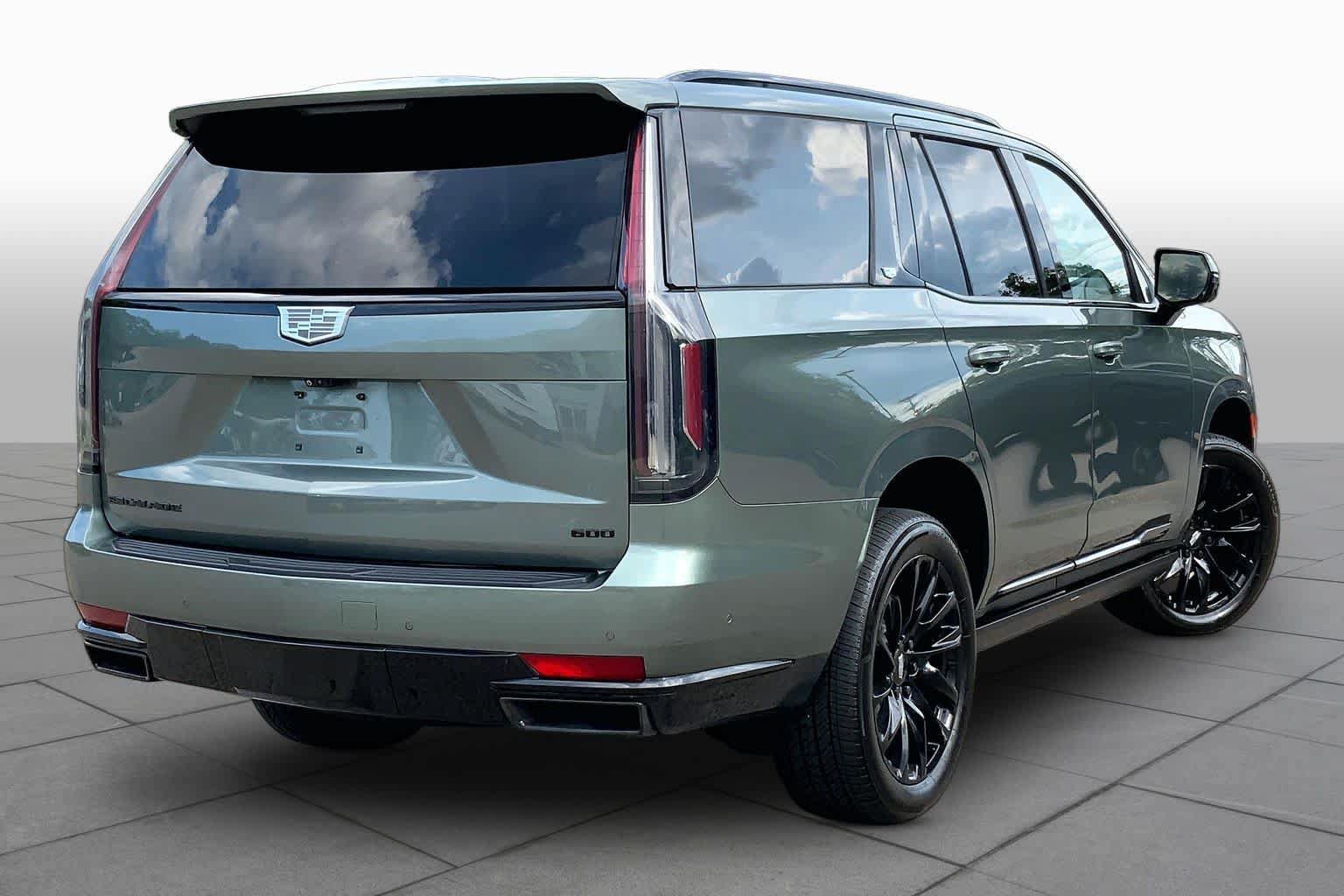 Used 2023 Cadillac Escalade Sport Platinum w/ LPO, ONYX Package AWD/4WD image 13