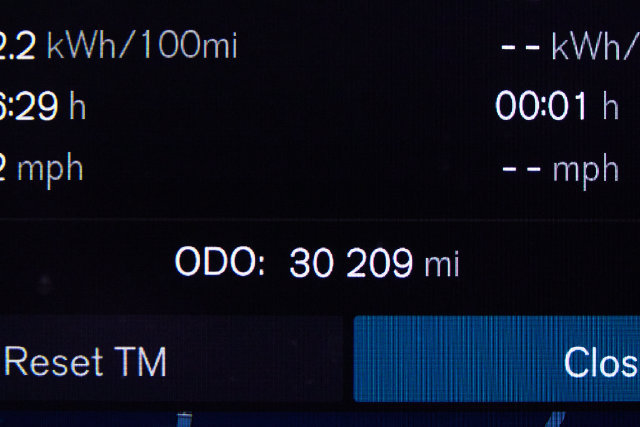 Certified 2023 Volvo C40 P8 Recharge Ultimate AWD/4WD image 5