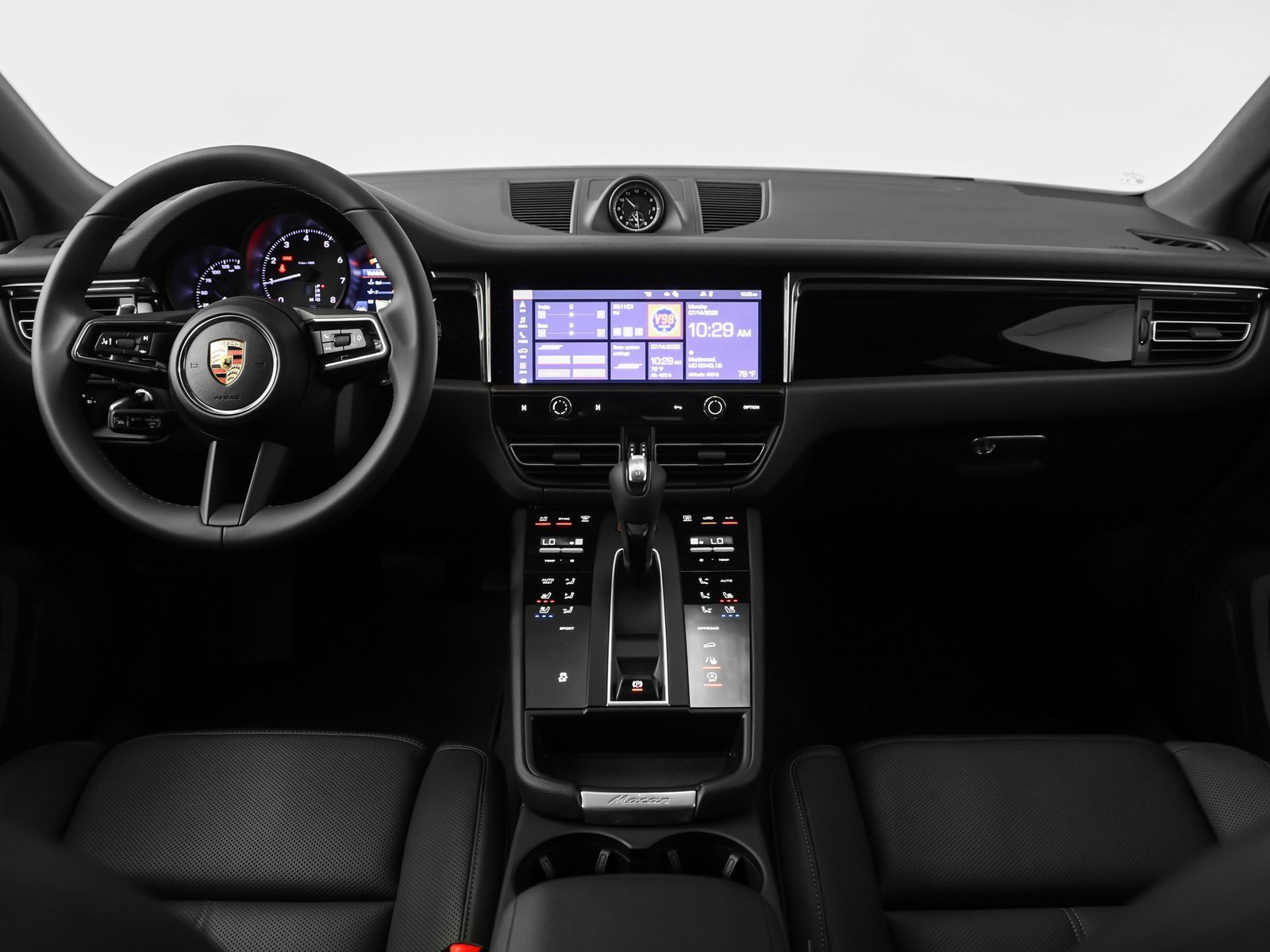 Certified 2025 Porsche Macan image 25