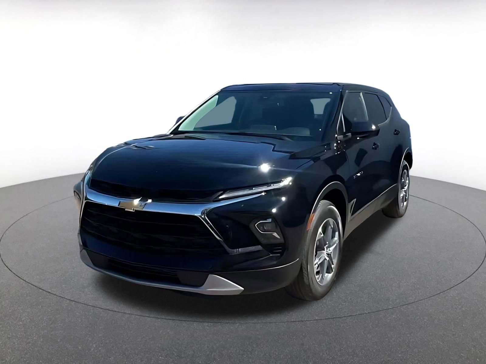 Used 2025 Chevrolet Blazer LT image 7