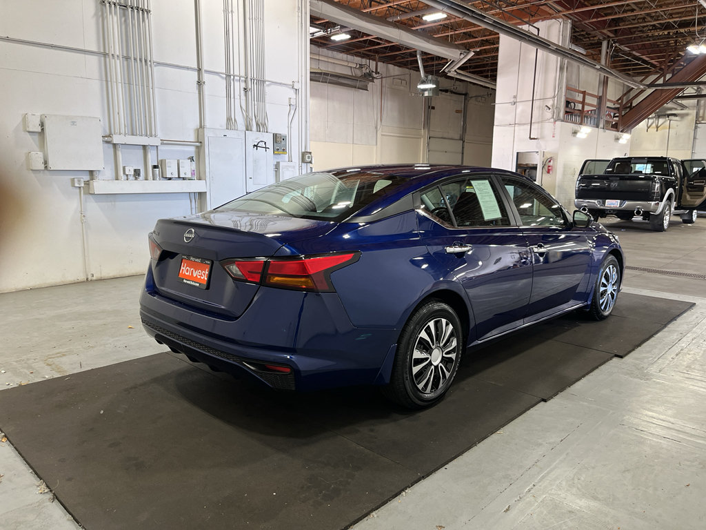 Used 2023 Nissan Altima 2.5 S FWD image 12