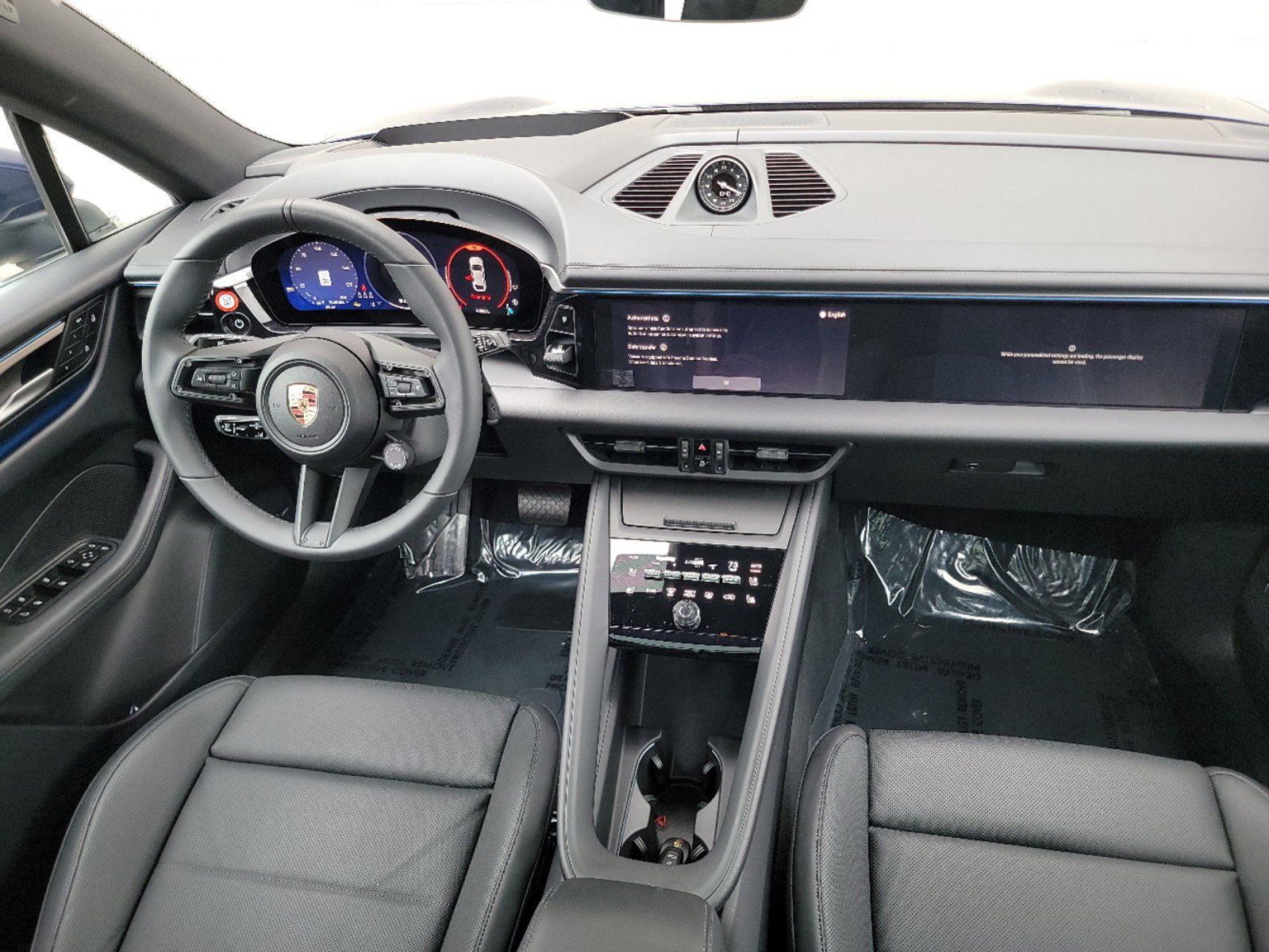 Used 2024 Porsche Macan 4 Electric image 25