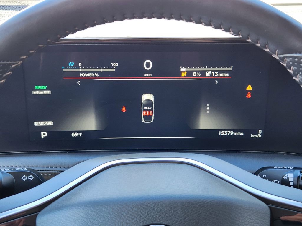 Used 2023 Nissan Ariya AWD image 12