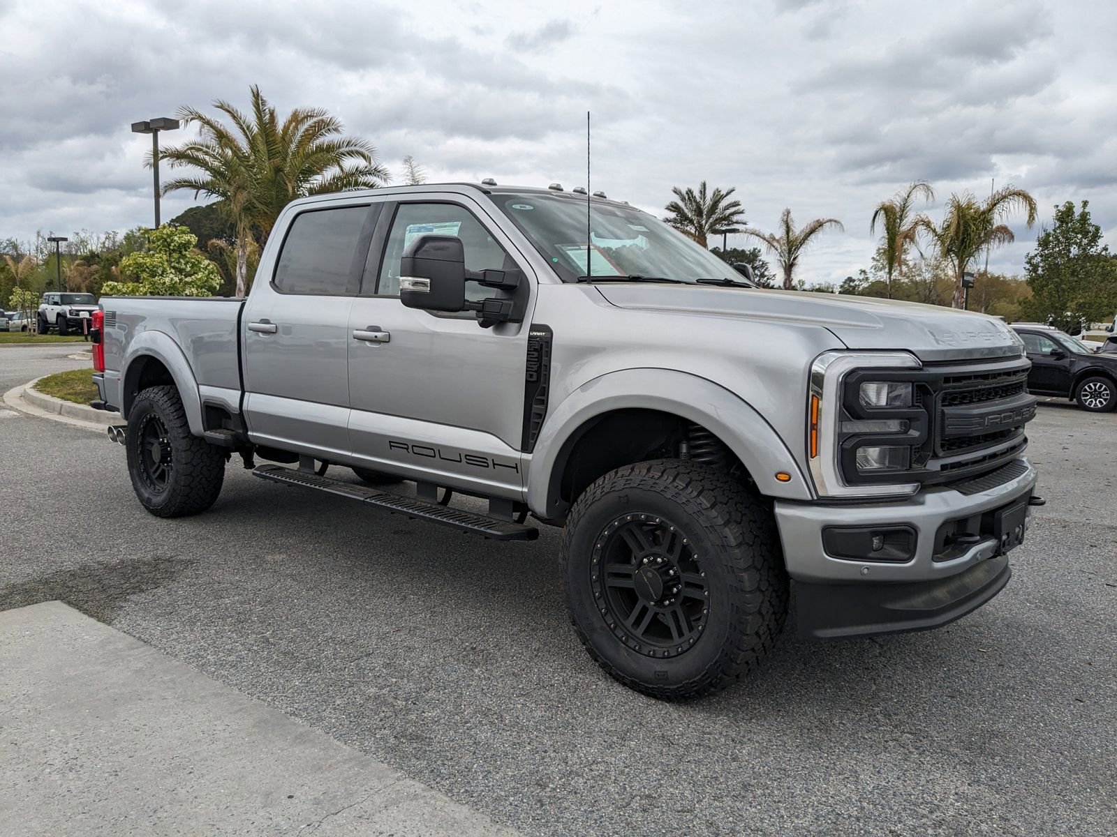 New 2024 Ford F250 Lariat w/ Lariat Ultimate Package image 3