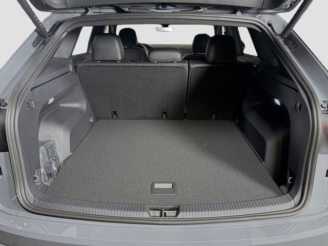 New 2026 Volkswagen Atlas Cross Sport SEL image 28