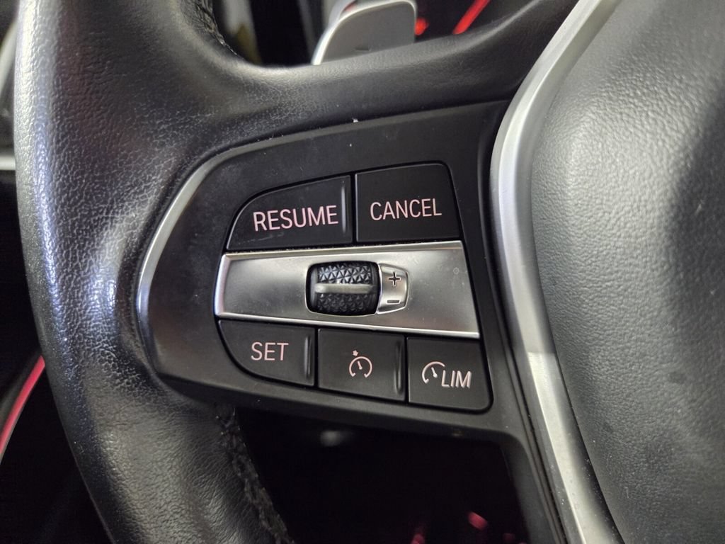 Used 2020 BMW 330i Sedan w/ Driving Assistance Package RWD image 16
