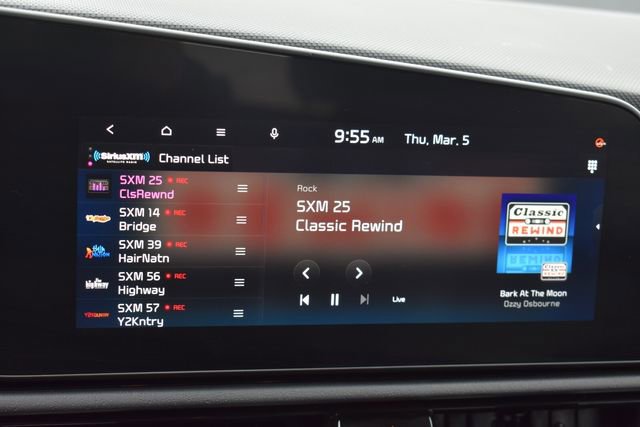 New 2025 Kia Niro EX image 28