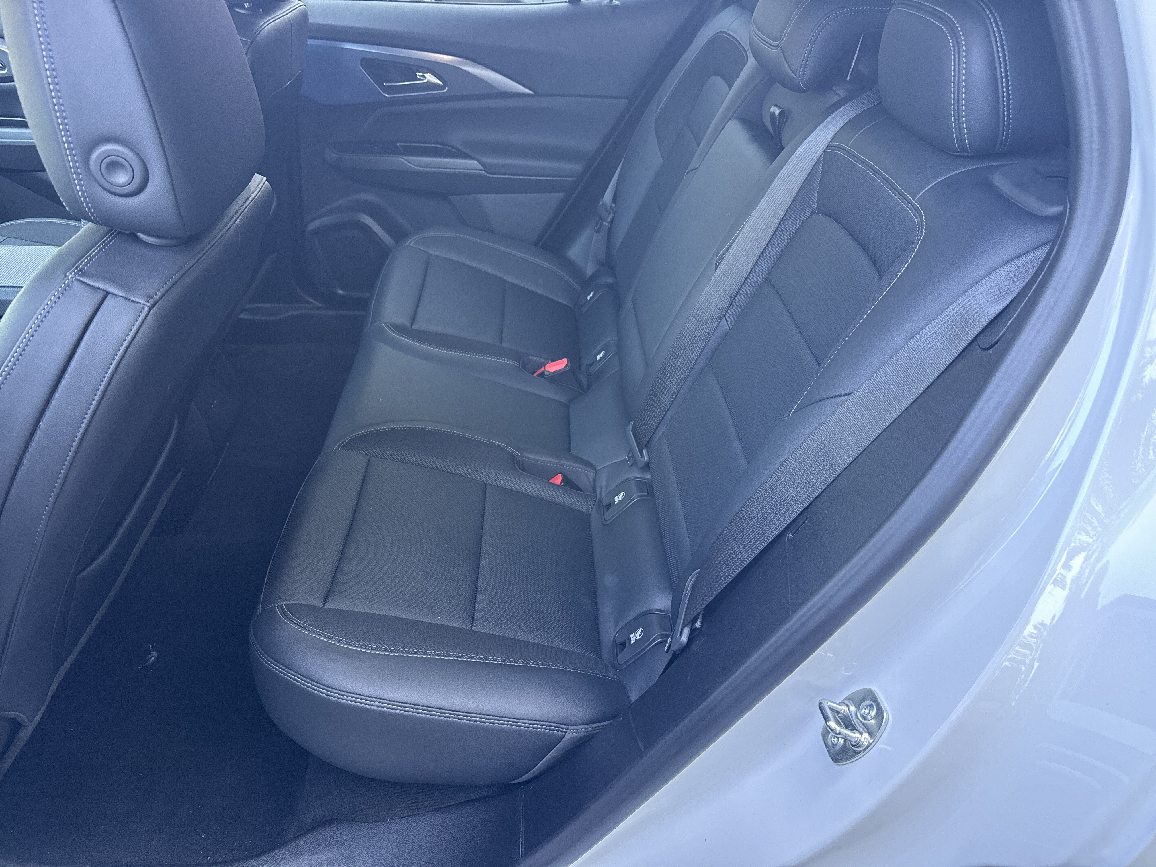 Certified 2024 Chevrolet Equinox EV LT FWD image 21