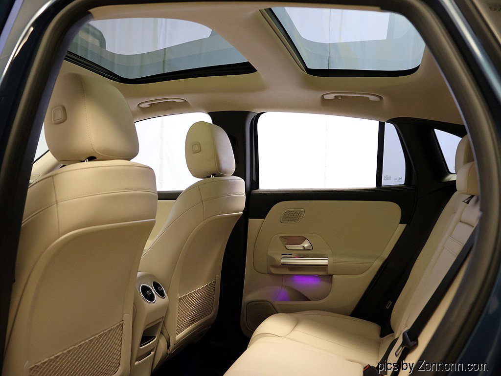 Used 2021 Mercedes-Benz GLA 250 4MATIC image 13