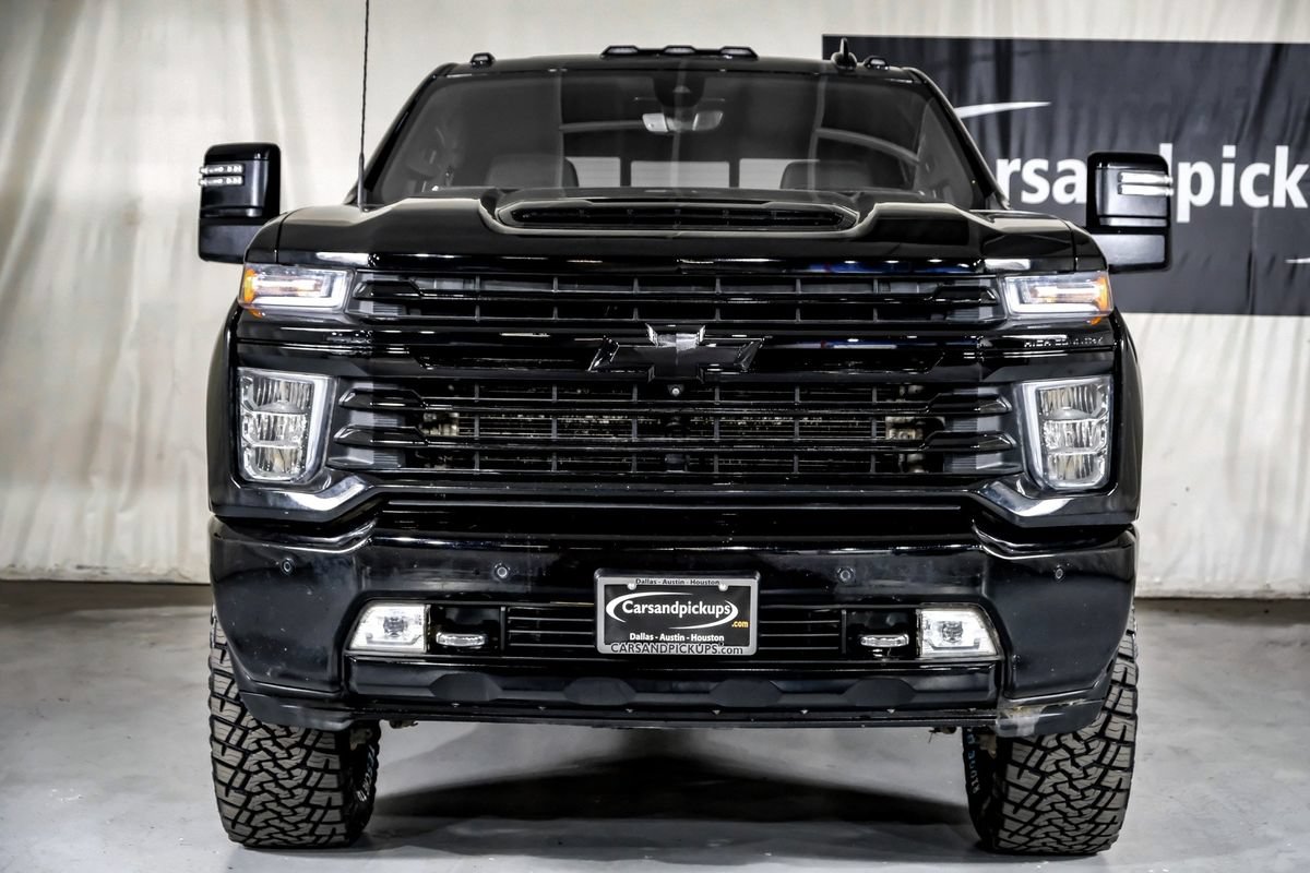 Used 2023 Chevrolet Silverado 3500 High Country w/ Technology Package AWD/4WD image 3