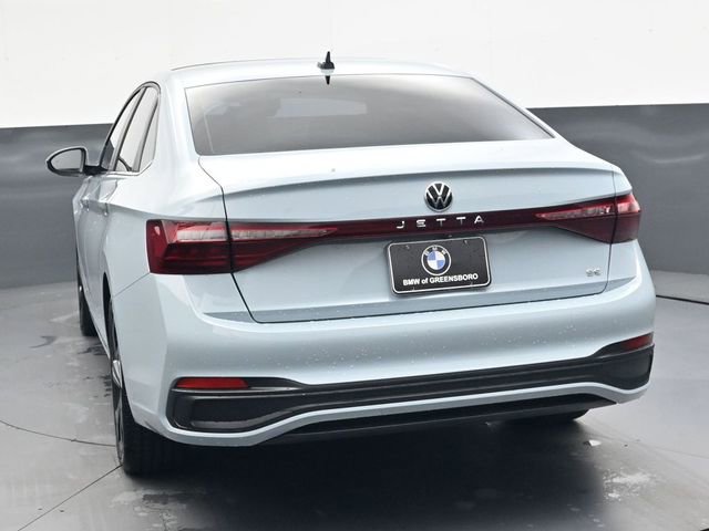 Used 2025 Volkswagen Jetta SE image 5