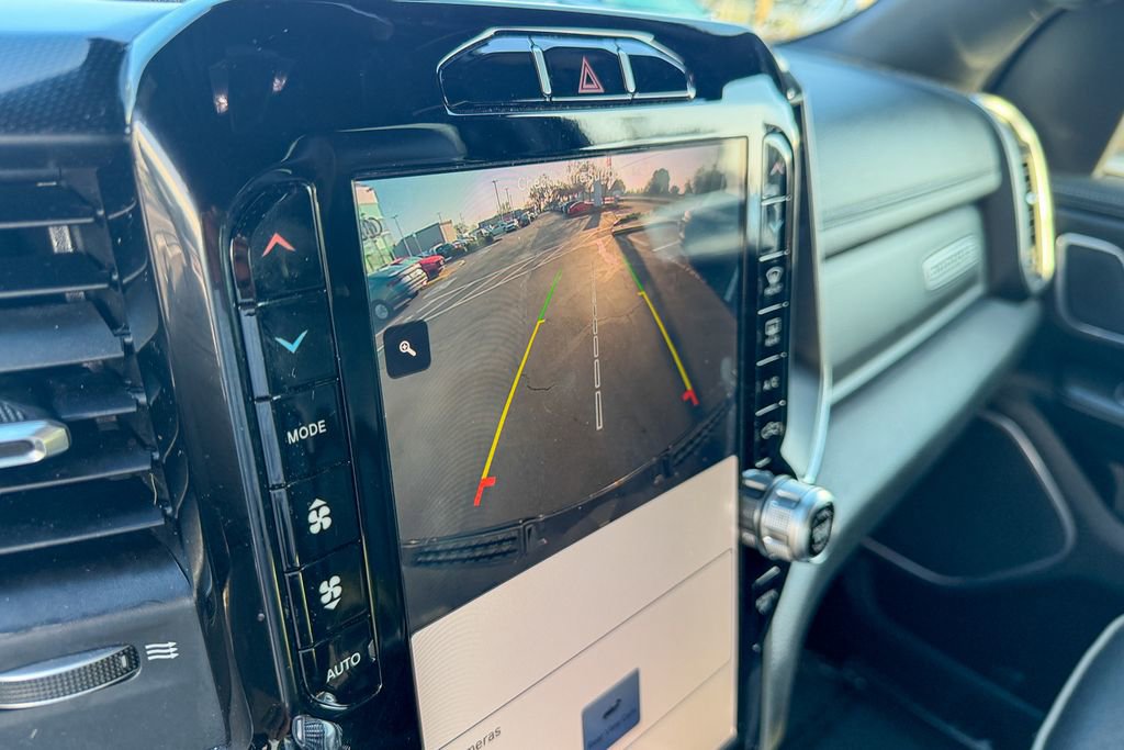 Used 2022 RAM 1500 Laramie image 25