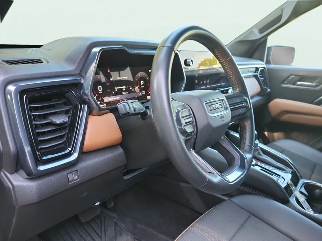 Used 2024 GMC Canyon AT4 w/ Technology Package AWD/4WD image 26