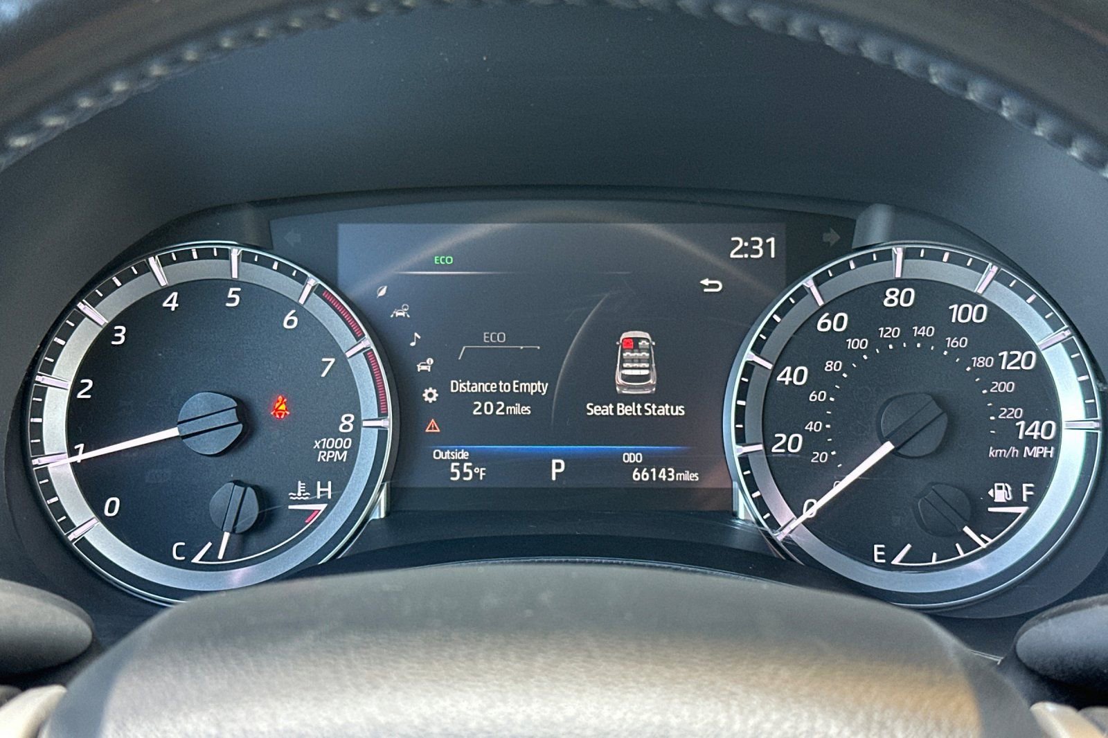 Used 2023 Toyota Highlander LE image 32