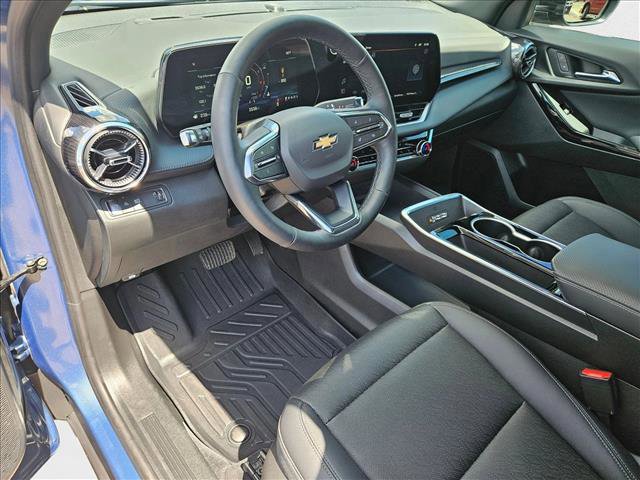 Used 2025 Chevrolet Equinox LT w/ Convenience Package II image 11