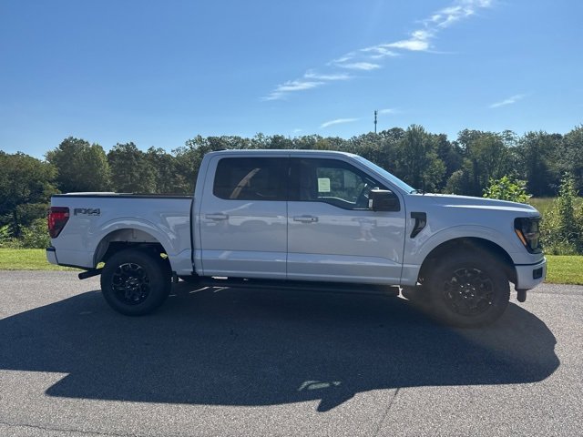 New 2025 Ford F150 XLT image 3