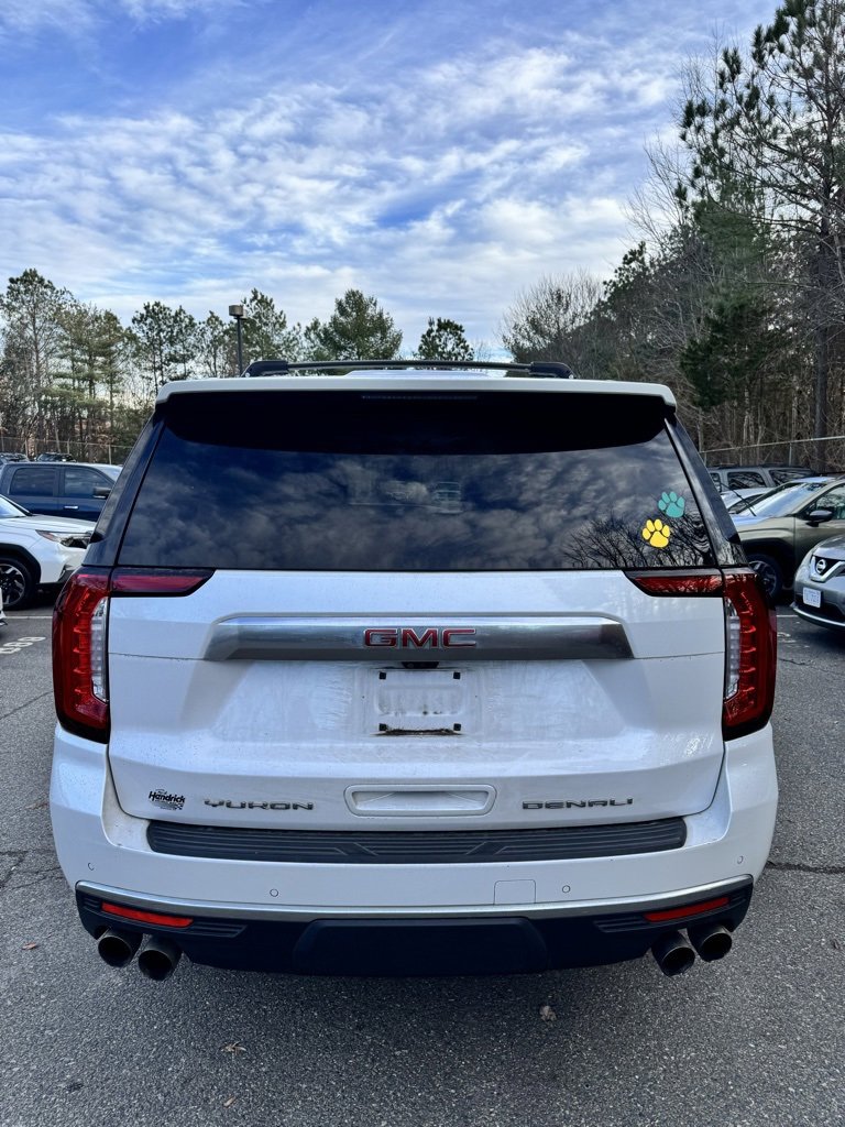 Used 2021 GMC Yukon Denali w/ Denali Premium Package image 6