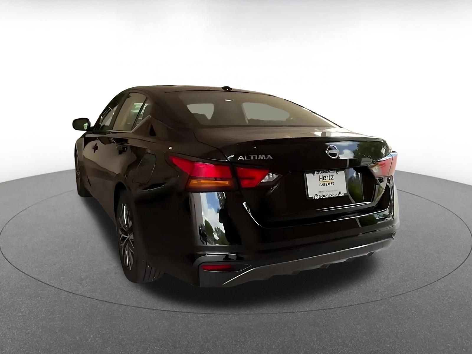 Used 2026 Nissan Altima 2.5 SV FWD image 10