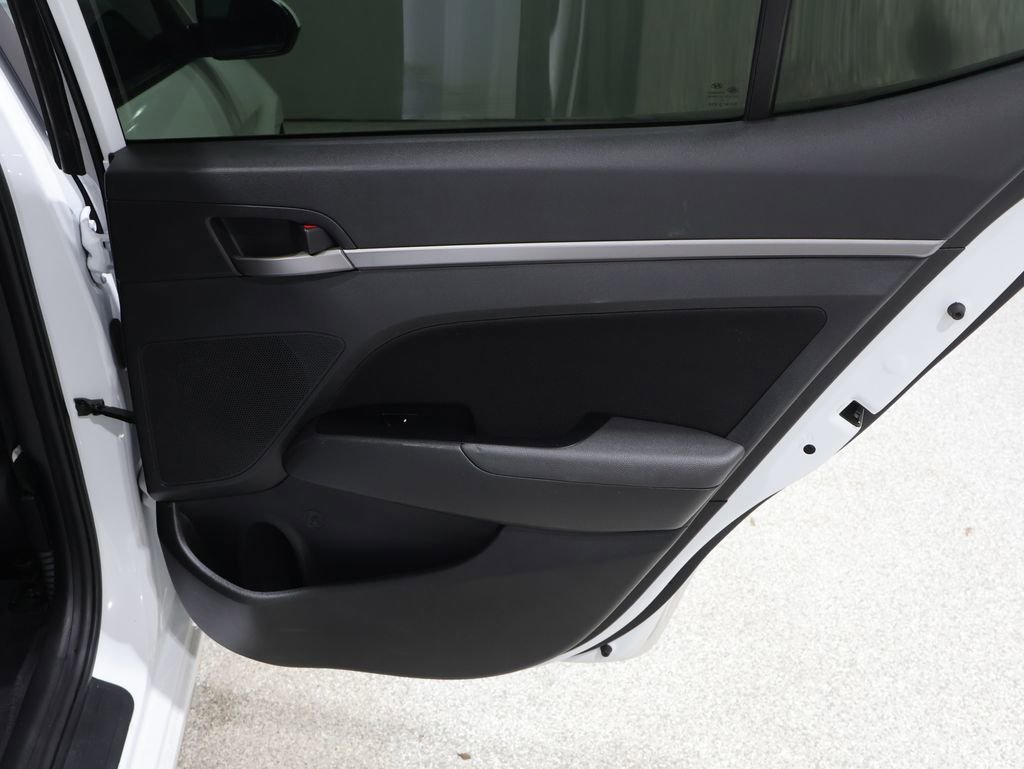 Used 2018 Hyundai Elantra Value Edition FWD image 21