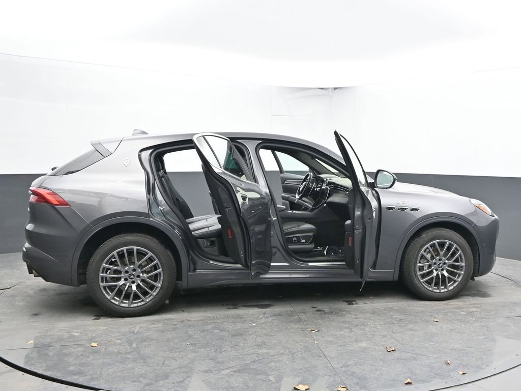 Used 2024 Maserati Grecale GT image 61