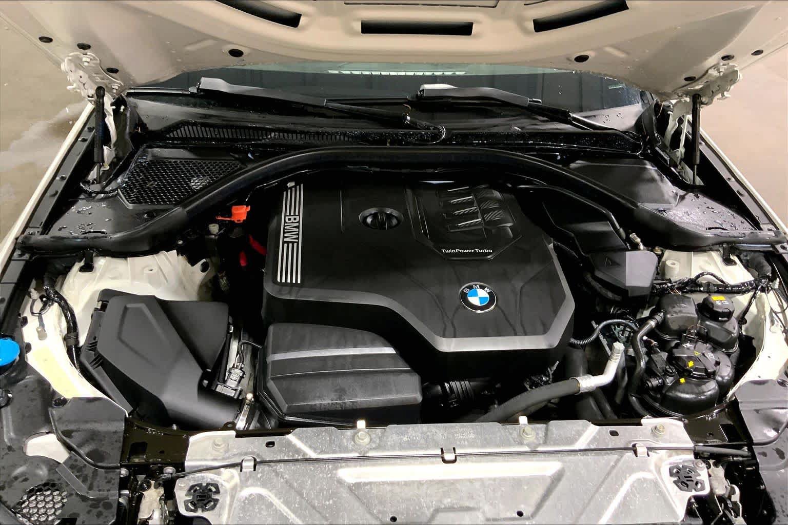 Used 2020 BMW 330i xDrive Sedan w/ Convenience Package AWD/4WD image 32