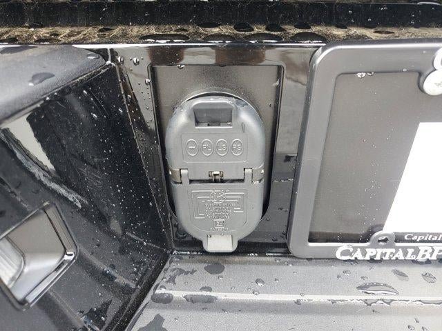 New 2026 GMC Sierra EV Elevation image 6