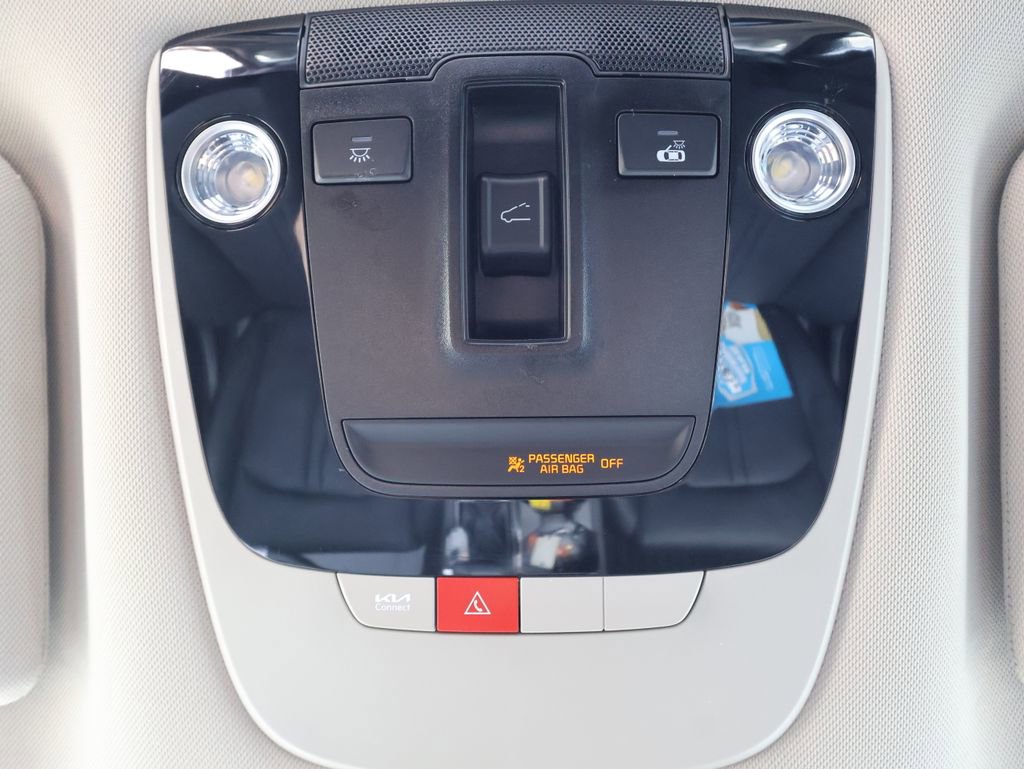 Used 2025 Kia K5 EX image 28