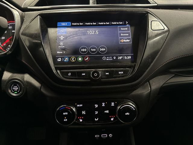 Used 2023 Chevrolet TrailBlazer RS w/ Sun and Liftgate Package image 11