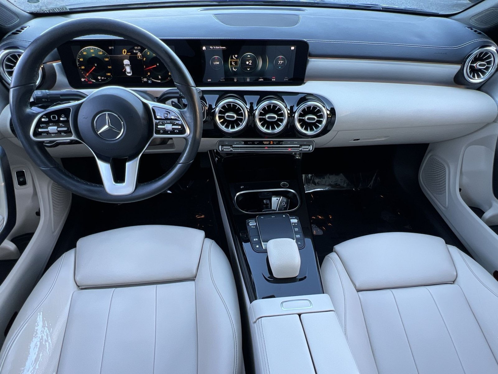 Used 2021 Mercedes-Benz CLA 250 image 13