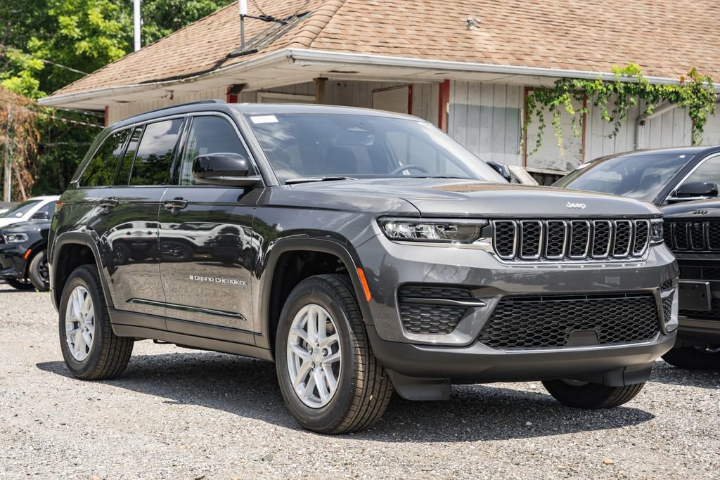 New 2025 Jeep Grand Cherokee Laredo X w/ Luxury Tech Group I