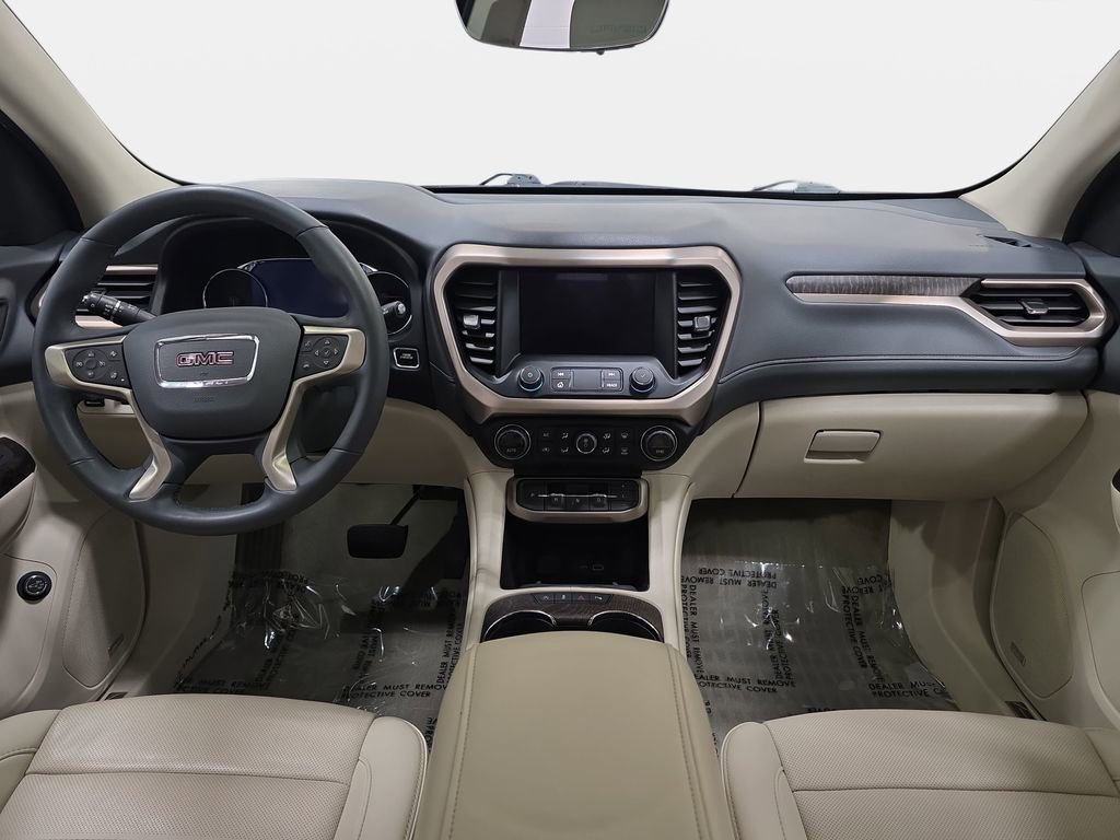 Used 2023 GMC Acadia Denali w/ Denali Ultimate Package image 10