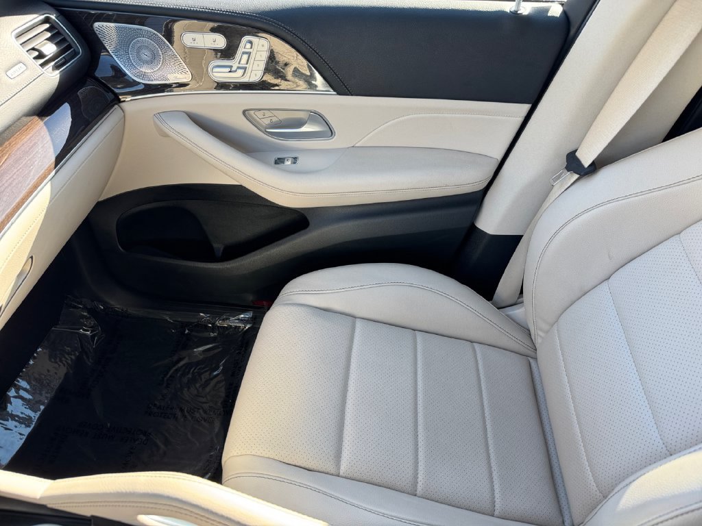 Used 2024 Mercedes-Benz GLE 450e 4MATIC image 29
