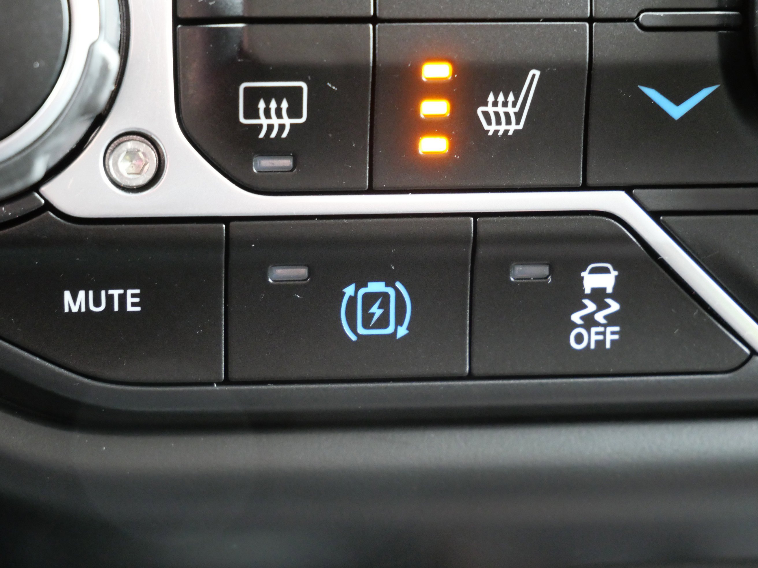 Used 2021 Jeep Wrangler Unlimited Sahara AWD/4WD image 36