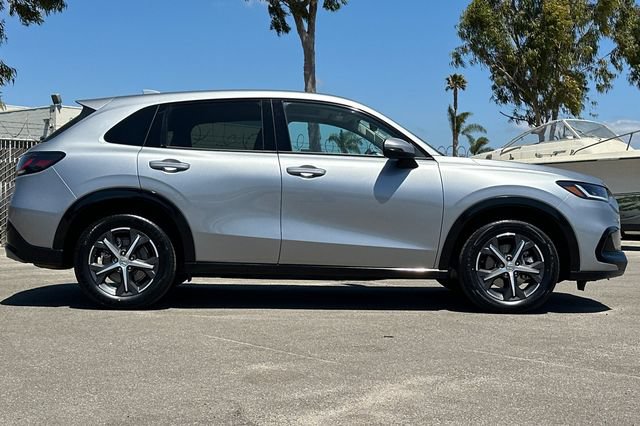 Used 2024 Honda HR-V EX-L image 3