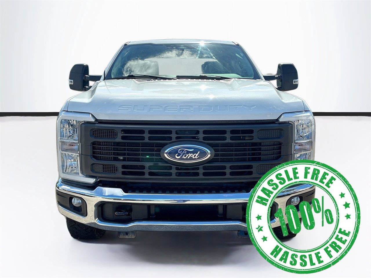 Used 2023 Ford F250 XL w/ FX4 Off-Road Package AWD/4WD image 2